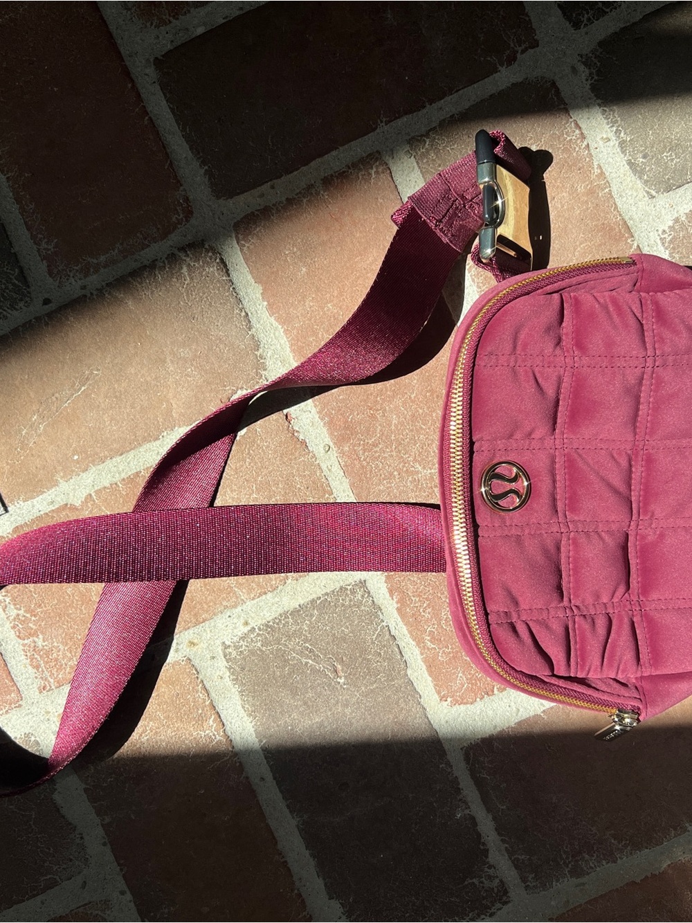 lululemon athletica Quilted Crossbody Bag in Berry Rose with Gold Hardware - Picture 2 of 4